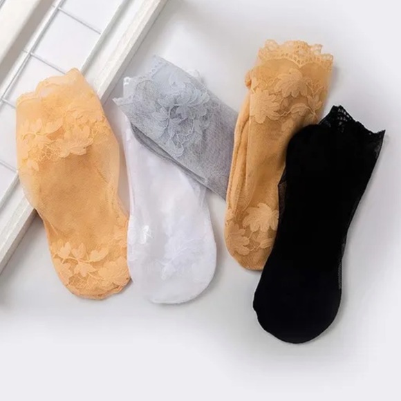 Nude Invisible Socks - Picture 5 of 7